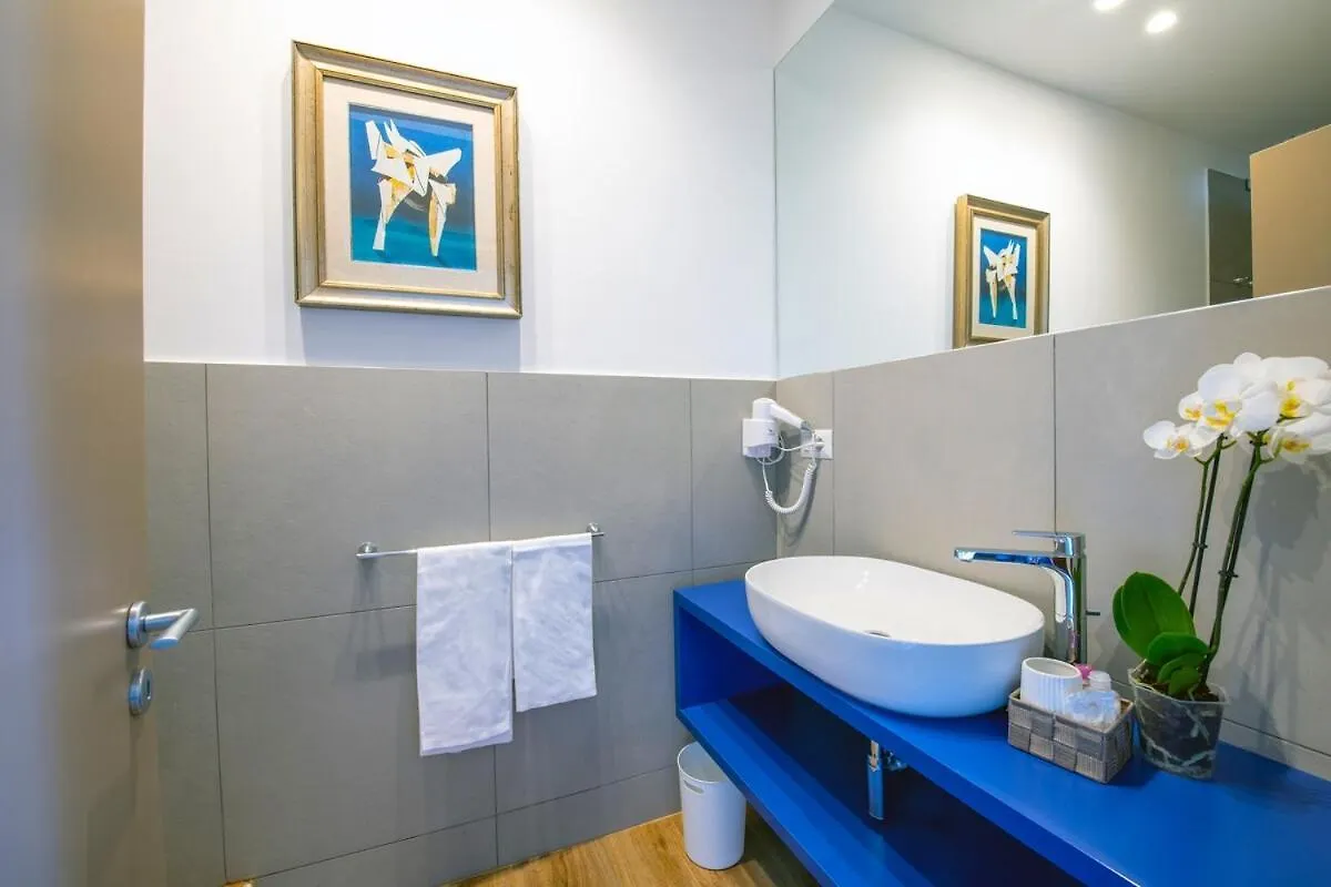 Apartment Downtown, Near Pompei Sorrento ,The Sea Portici